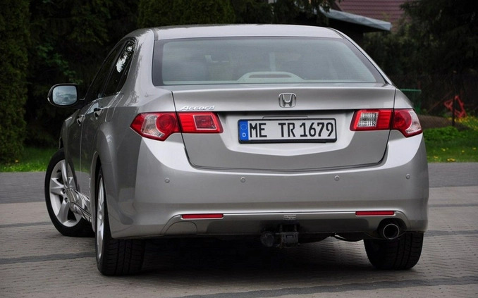 Honda Accord cena 33900 przebieg: 213000, rok produkcji 2008 z Pobiedziska małe 781